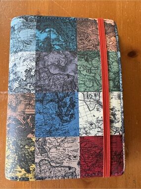 3 for$50❣️Paperchase Map Ring bound Planner - Multicolor